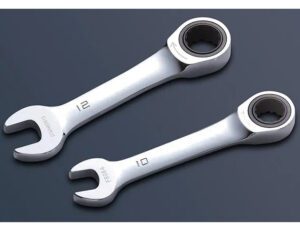 Chaves de boca combinadas com catraca Mania de Metal, tamanhos 10 e 12.