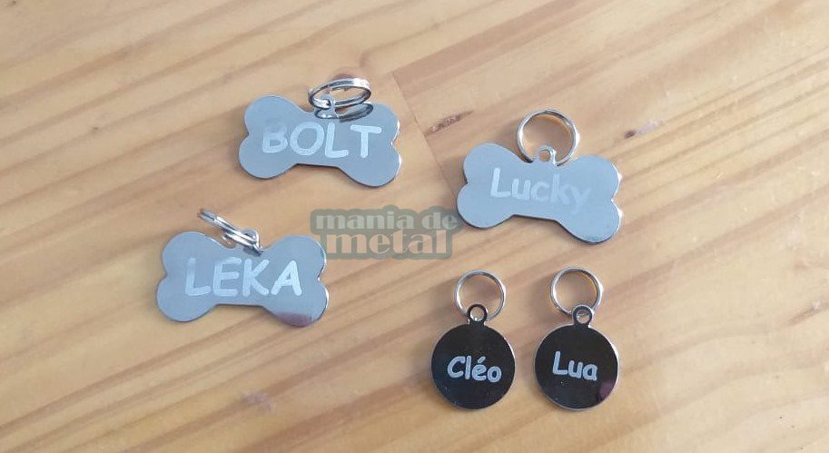 Placas de identificação gravadas para pets Mania de Metal